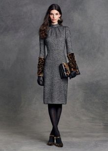 Midi Dress na may Leopard Accessories