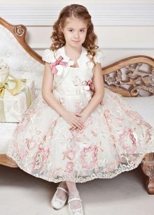 White patterned prom dress sa kindergarten