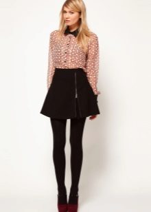 Black skirt sun