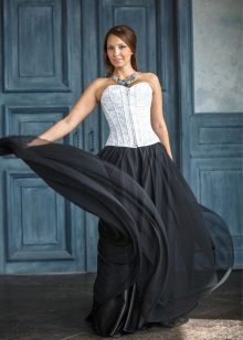 fluffy long black skirt