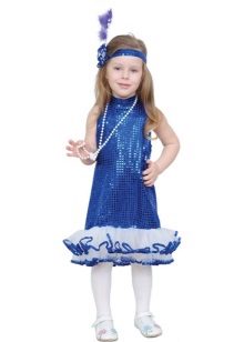 Estilo ng estilo ng buhok para sa isang cocktail dress para sa isang batang babae