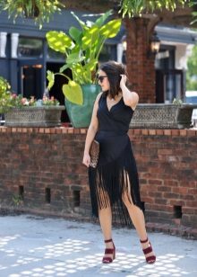Mga Fringed Dress Accessories