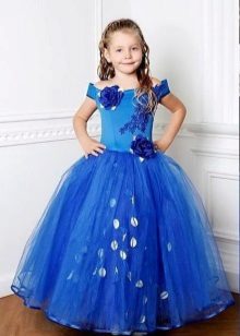 Ball dress for a girl of 5 years