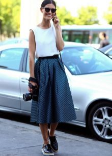 ribed midi skirt