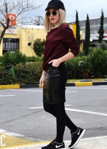 Sports miniskirt