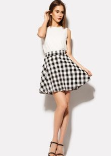 itim at puti ang check sun skirt