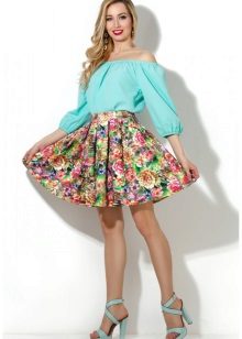 palda na may nababanat na floral print