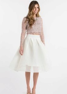 Fluffy skirt below the knee