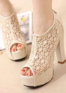 sandals