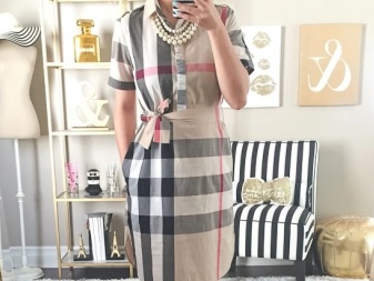 Dress in a cage Barberi (Burberry) for obese women