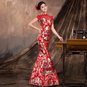 Long maligaya damit qipao