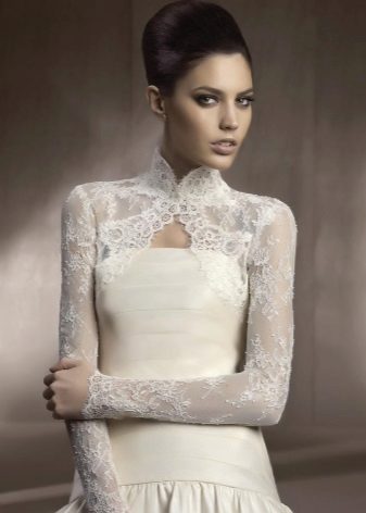 Openwork bolero para sa isang damit-pangkasal