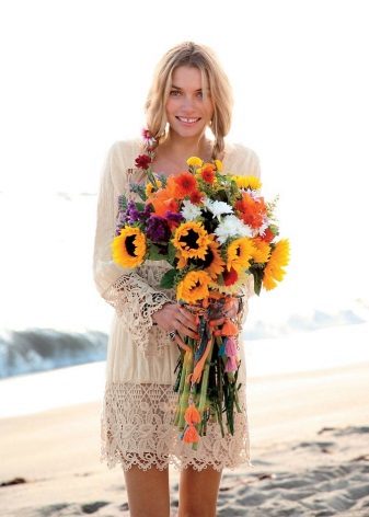 Damit sa estilo ng floral boho