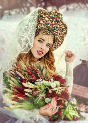 Kasal Kokoshnik