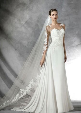 Kasal damit na may puntas corset sa pamamagitan ng Pronovias