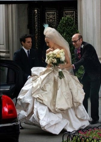 orihinal na damit ng kasalan mula sa Vivienne Westwood