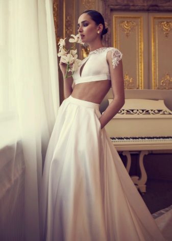 Kasal suit mula sa Nurit Hen