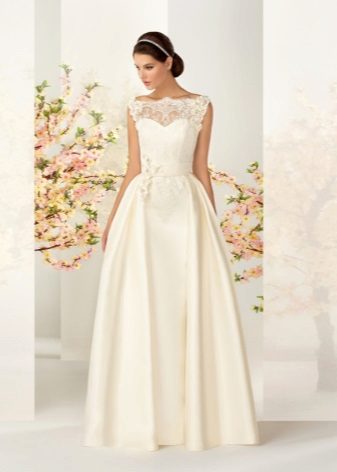 Kulay ng Wedding Dress sa Ivory