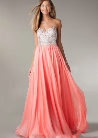 Coral dress na may kulay-rosas at melokoton