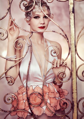Damit at burloloy ng pangunahing tauhang babae Daisy mula sa Great Gatsby movie
