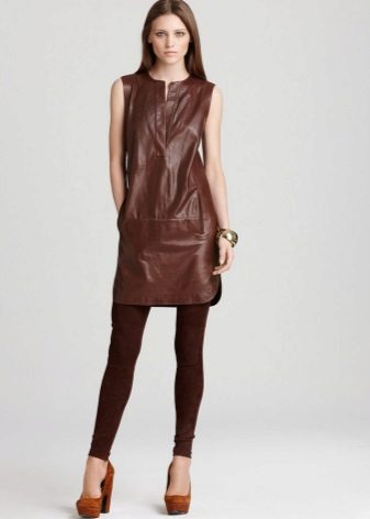 Leather wear na may leggings