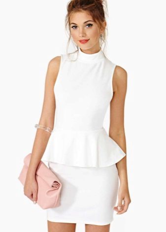 Dress with basky for women with a figure of the Rectangle type