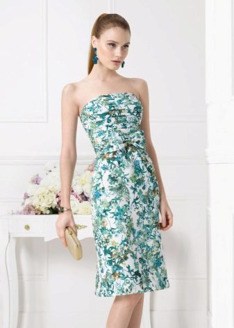 Strapless dress - pagpili ng mga accessory