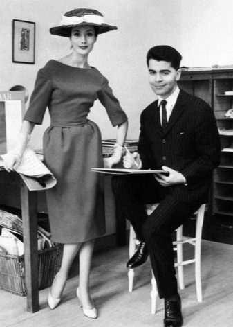 Dress with bell skirt 1950