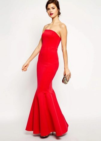 Red dress sa sahig