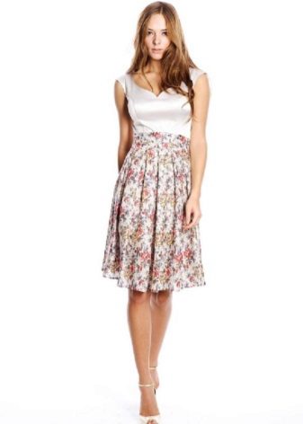 maikling delikadong satin dress