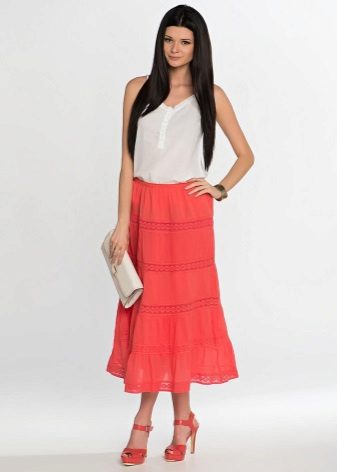 malawak na nababanat na coral skirt