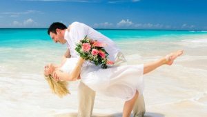 Beach wedding dress sa beach casual style
