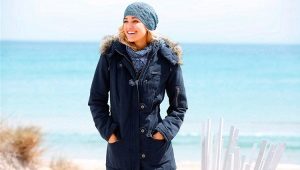 Parka blue ang babae