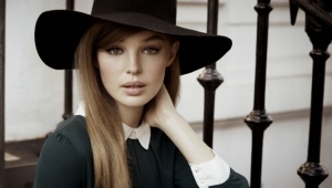 Classic dress style