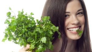 Parsley: mga katangian at mga tuntunin ng aplikasyon para sa mukha
