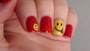 Mga ideya para sa magandang disenyo ng kuko na may mga smiley