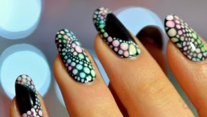 Manicure na may mga lupon: mga ideya sa disenyo at dekorasyon