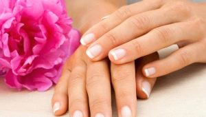 Paano gumawa ng French manicure gel varnish sa bahay?
