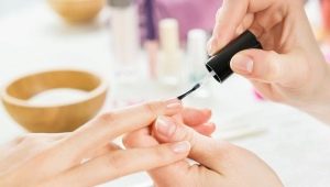 Base para sa mga kuko: mga uri, mga tip sa pagpili at paggamit