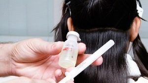 Mga kalamangan at kahinaan ng botox na buhok