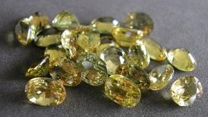 Dilaw na sapphires: ano ang hitsura nila at sino ang angkop?