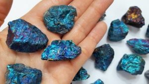 Chalcopyrite: mga katangian at kulay ng mineral, ang pinagmulan at application