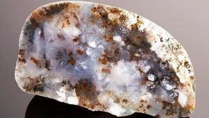 Moss agate: paano ito hitsura at nababagay?