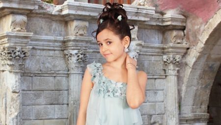 Cocktail Dresses para sa mga batang babae