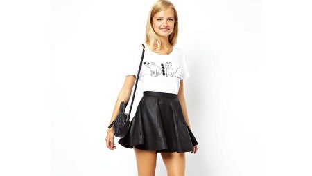 Leather skirts