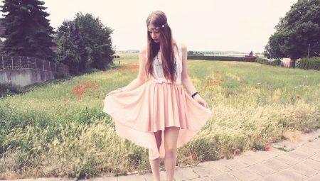 Skirts with train