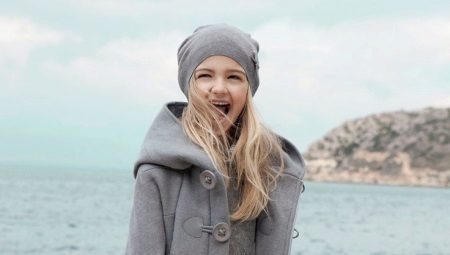 Drapovy coat para sa batang babae