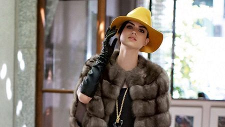 Headgear sa mink coat
