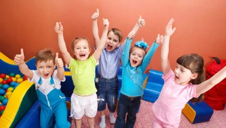 Kasuotan ng mga bata sa kindergarten