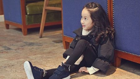 Winter sneakers ng mga bata para sa mga batang babae
